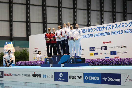 ムーンダストが「シンクロ第93回日本選手権水泳競技大会」の会場装飾とビクトリーブーケに使われました！