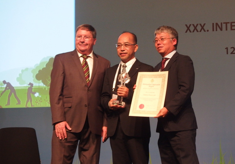 サントリーフラワーズが国際園芸学会「Horticulture Innovation Award（ホーティカルチャー イノベーション アワード）」を受賞しました。